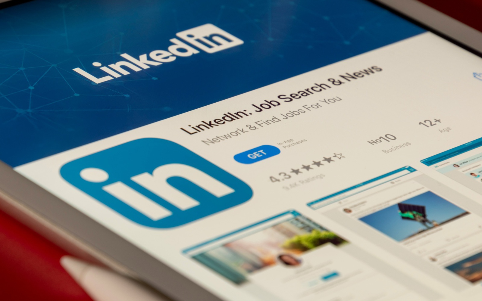 LinkedIn & XING: So optimierst du dein Profil für Recruiter
